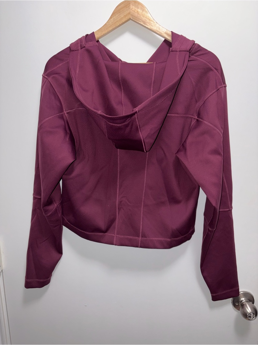 Born Primitive Convertible Pullover in a Dark Pink/Merlot Women’s Size Medium - Picture 5 of 5